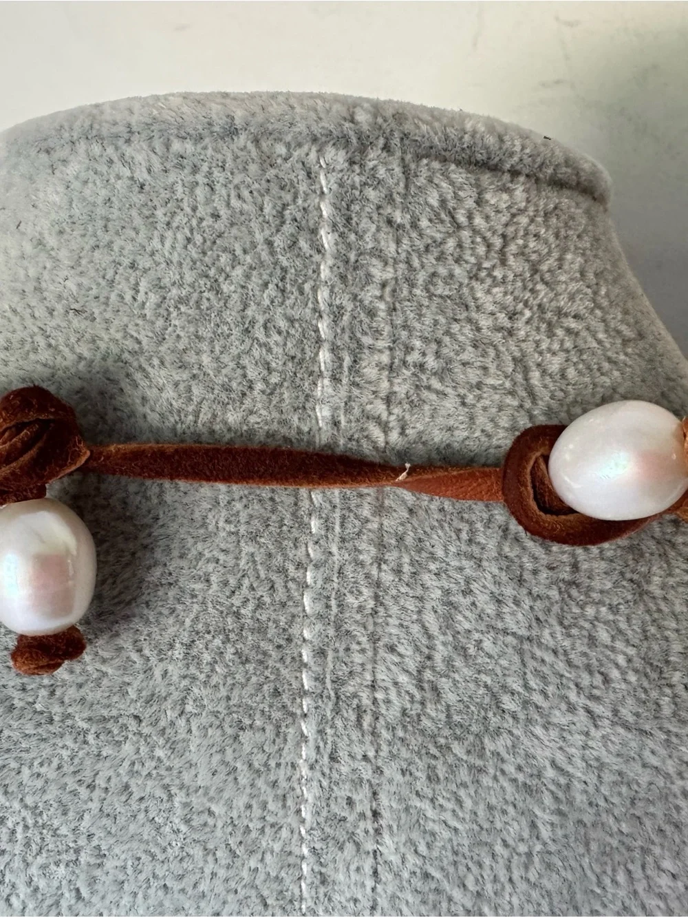 Sundance Brown Suede Leather Multi-Strand Necklace with White Pearls NEW - Picture 4 of 9
